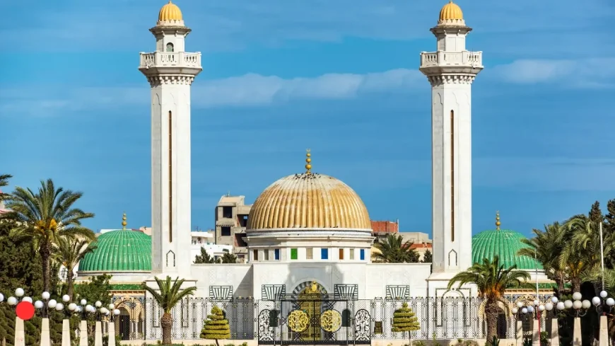 Khutbah Jumat di Masjid Agung Jakarta Soroti Pentingnya Solidaritas di Tengah Krisis Ekonomi