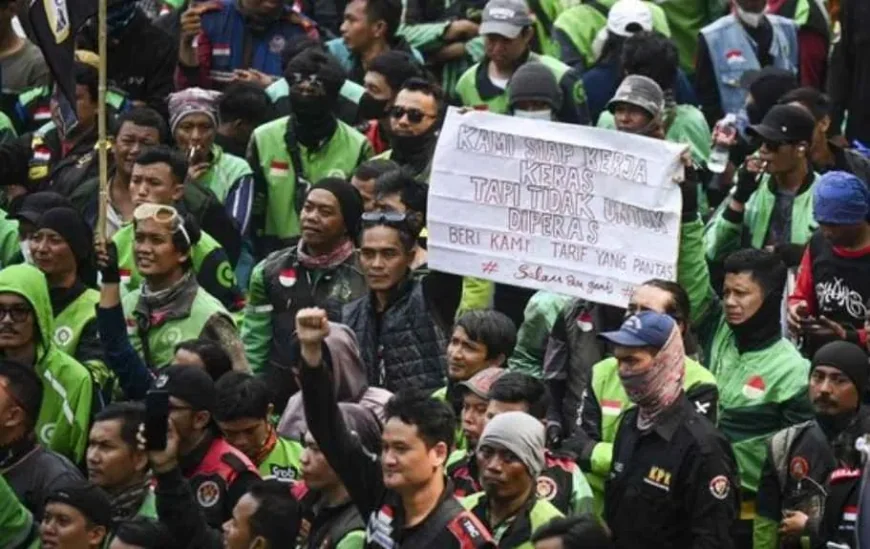 Aksi 205, Ribuan Ojol Tuntut Keadilan di Jalanan