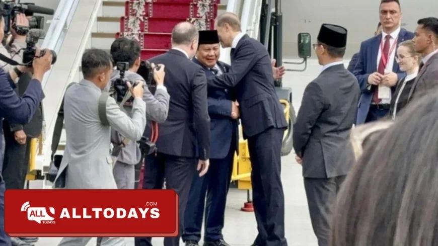 Prabowo Tiba di Rusia, Disambut Wakil PM Denis Manturov dengan Upacara Militer