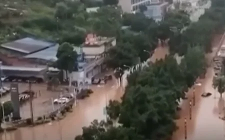 Banjir Besar Landa Tiongkok, Ribuan Warga Dievakuasi