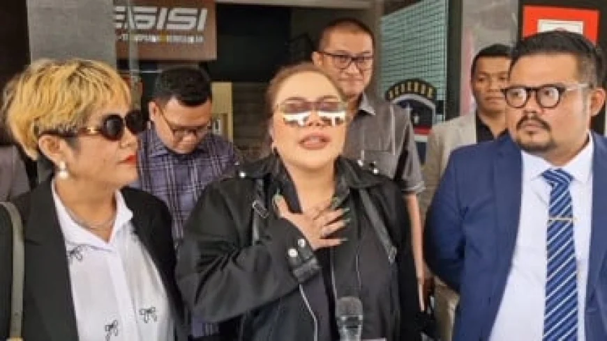 Lisa Mariana Penuhi Panggilan Polda Jabar Terkait Dugaan Kasus Video Pornografi