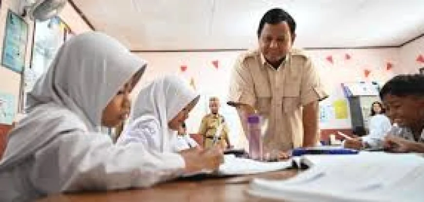 Prabowo Tersentuh Seruan Anak Sekolah soal Gizi: Targetkan 82,9 Juta Penerima Manfaat Akhir Tahun Ini