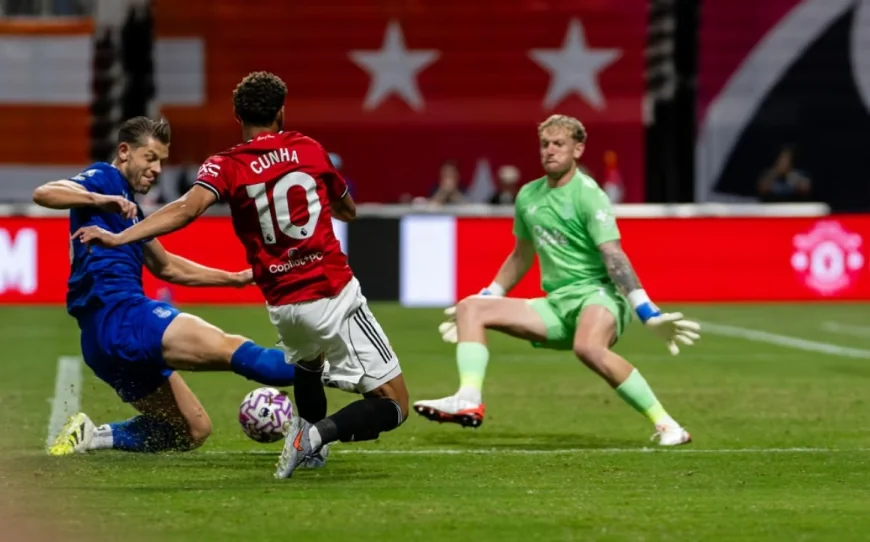 Manchester United Menghadapi Everton: Pertarungan Sengit di Old Trafford