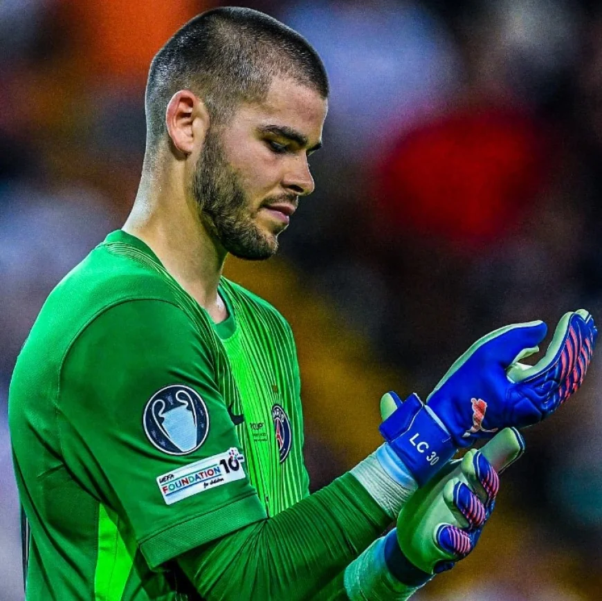 Lucas Chevalier Bawa PSG Raih Trofi Supercoppa Europa usai Debut Dramatis