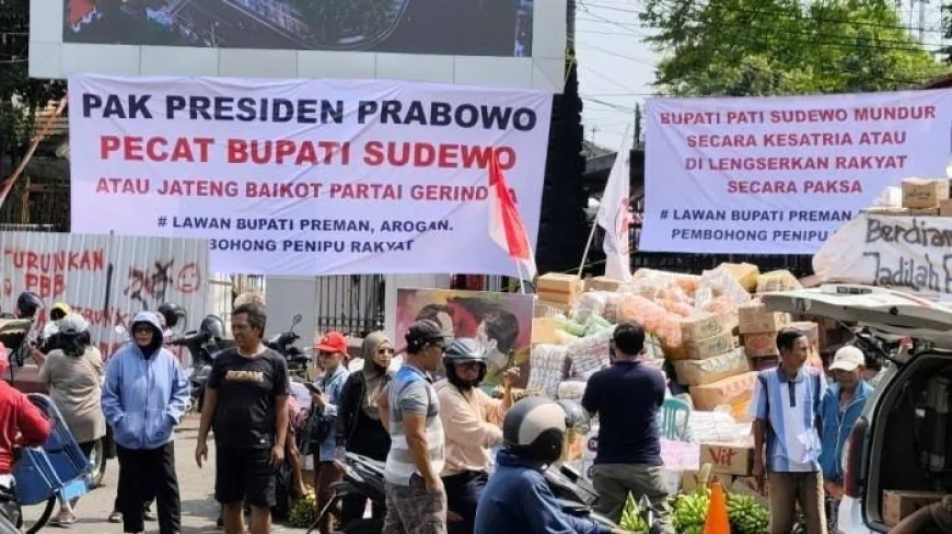 Aksi Massa di Pati Bergejolak: Warga Tuntut Transparansi Dana Bansos dan Penataan Pasar Tradisional
