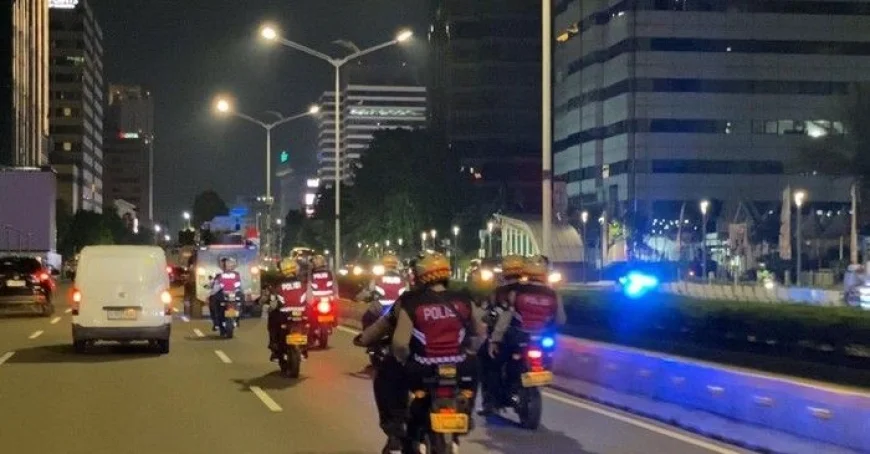 Polda Metro Jaya Gelar Patroli Skala Besar Jaga Kondusivitas Jakarta