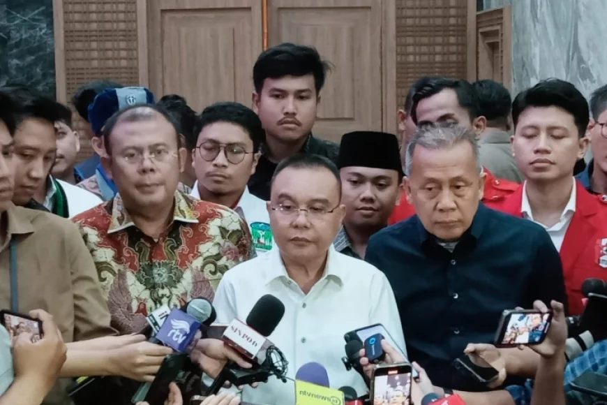 Konferensi Pers di DPR RI Bahas Tuntutan 17+8
