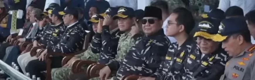Presiden Prabowo Saksikan Parade Kapal Perang Jelang HUT ke-80 TNI